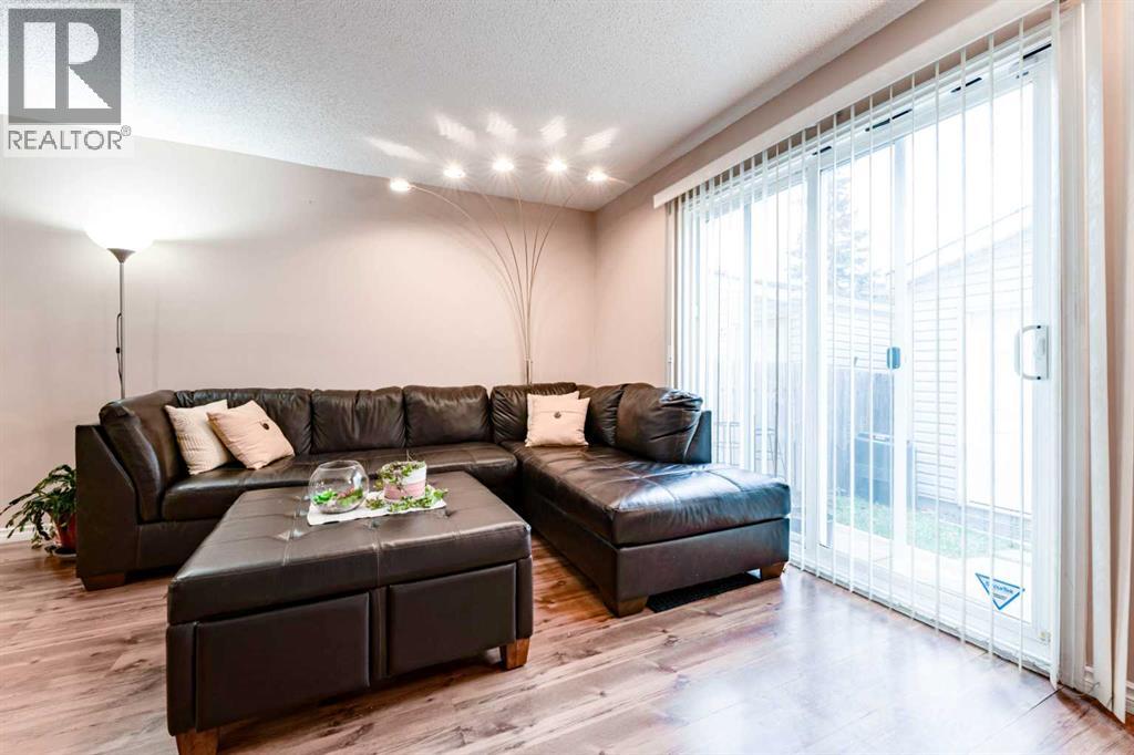 6640 Temple Drive NE