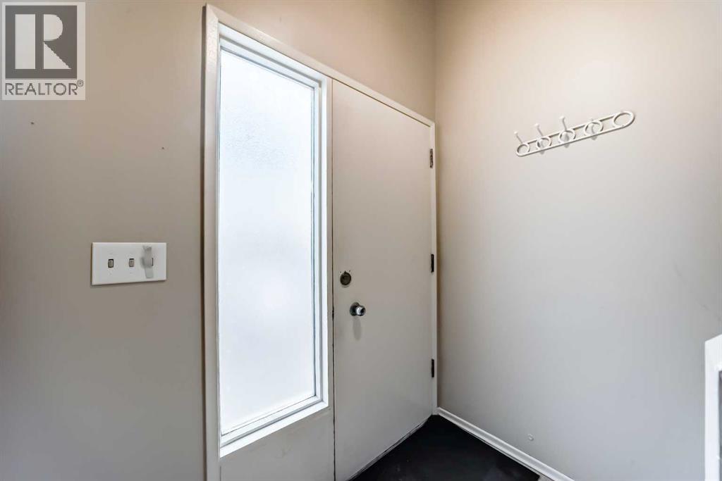 16 Beaver Dam Place NE