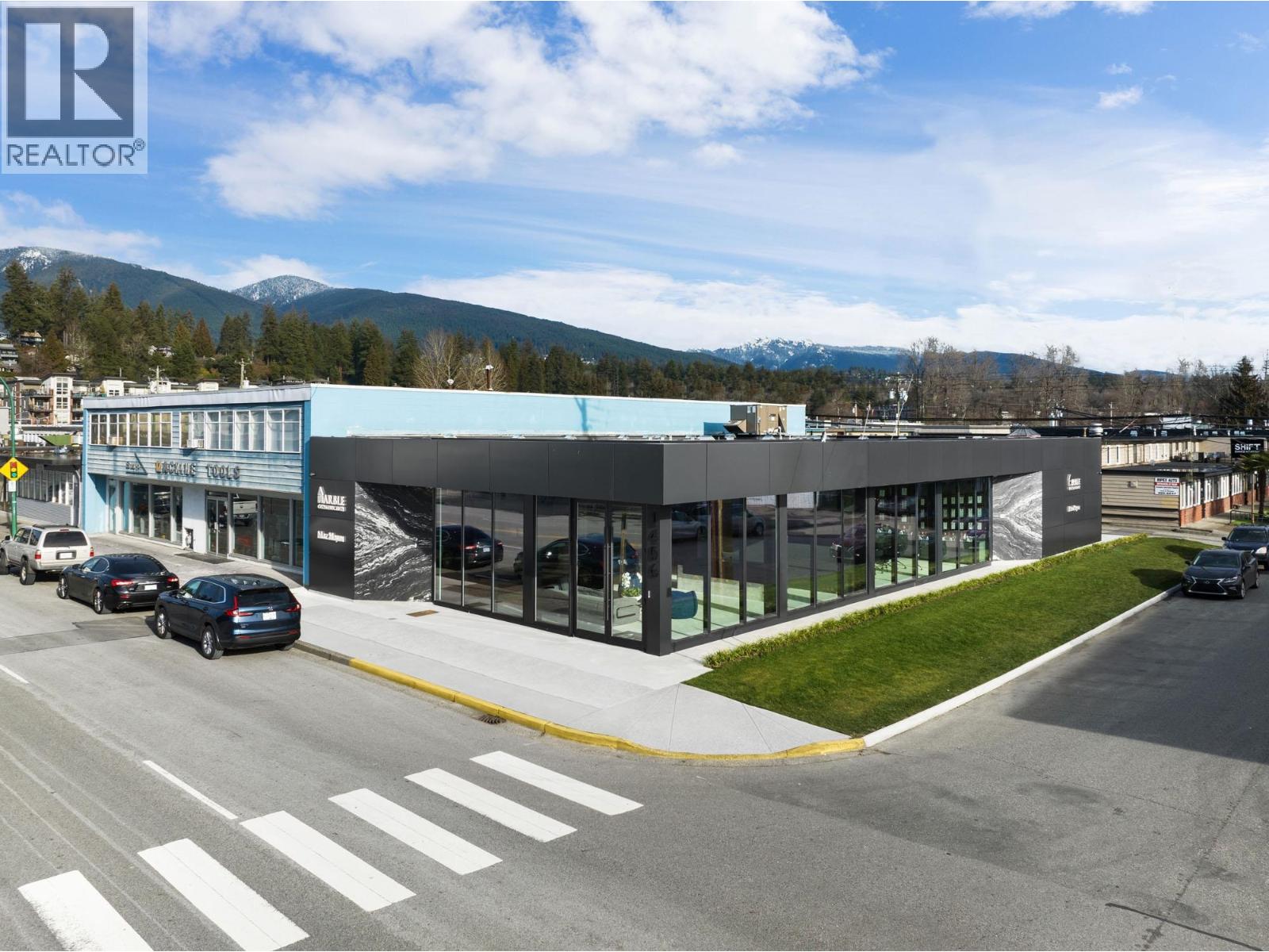 1406 PEMBERTON AVENUE