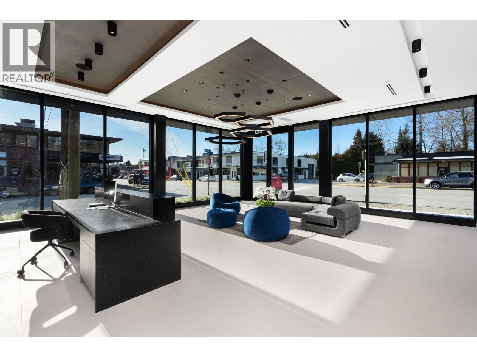 1406 PEMBERTON AVENUE