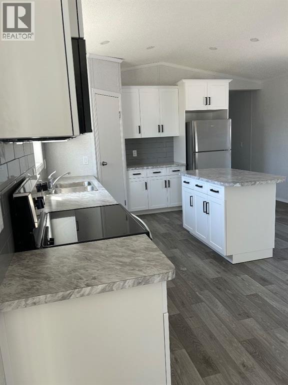 2004 Sunflower Crescent