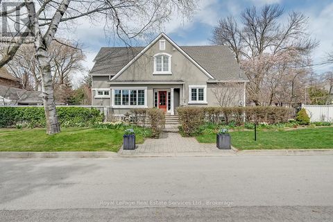 38 CHISHOLM STREET Oakville (CO Central) ON L6K3H5