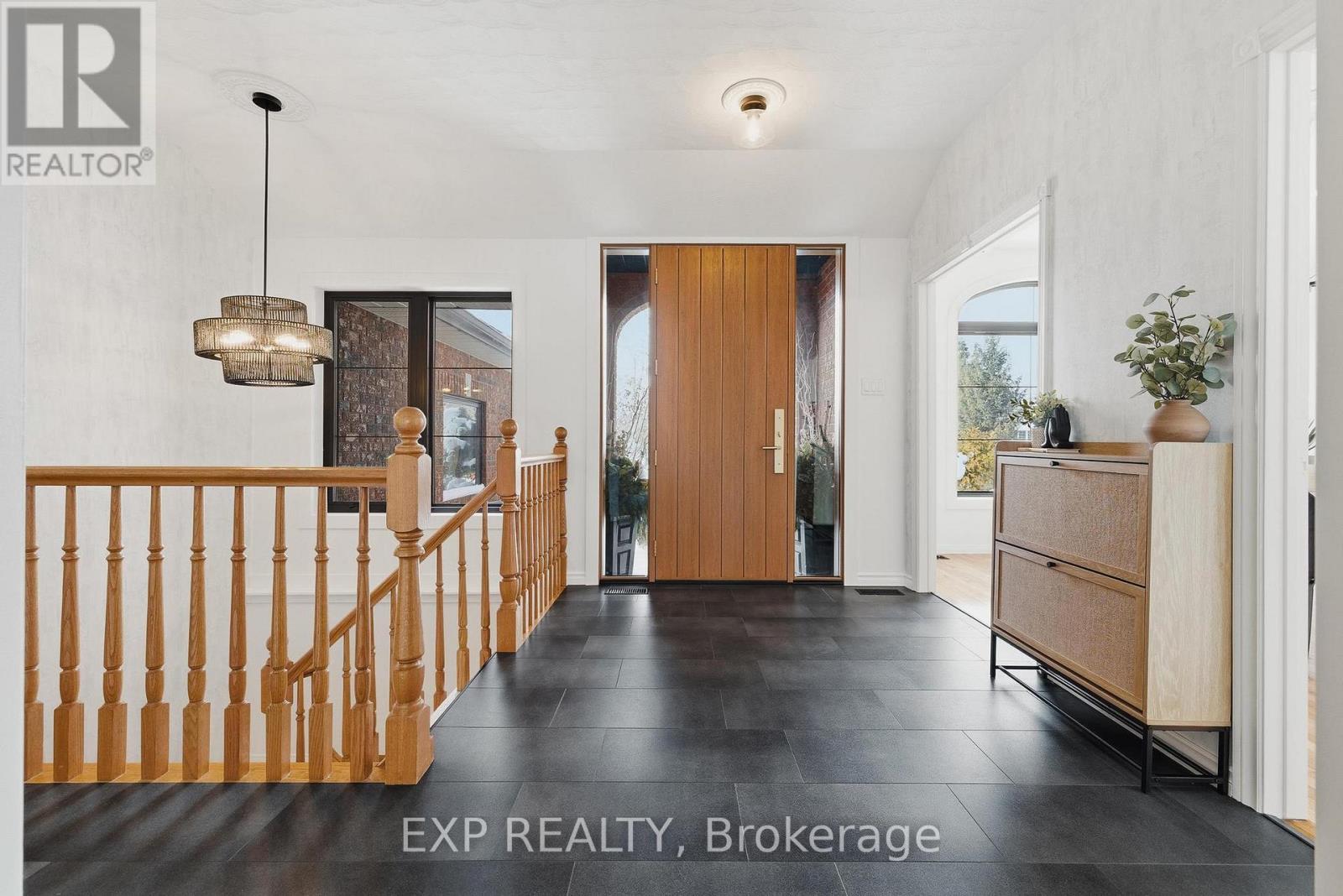 523 FOREST HILL DRIVE