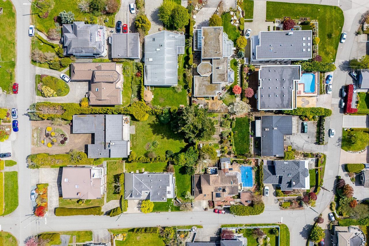 14366 MAGDALEN AVENUE