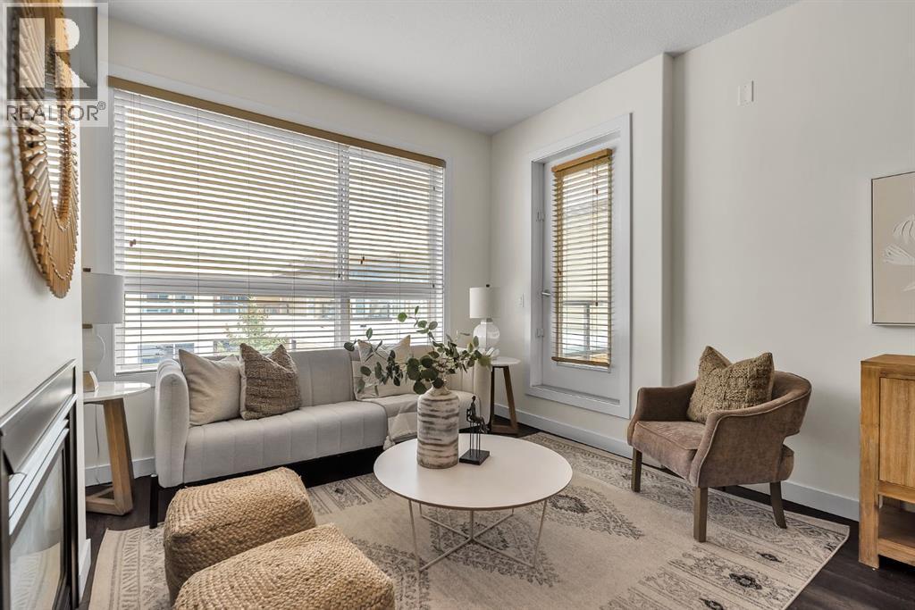 409, 1000 Centre Avenue NE