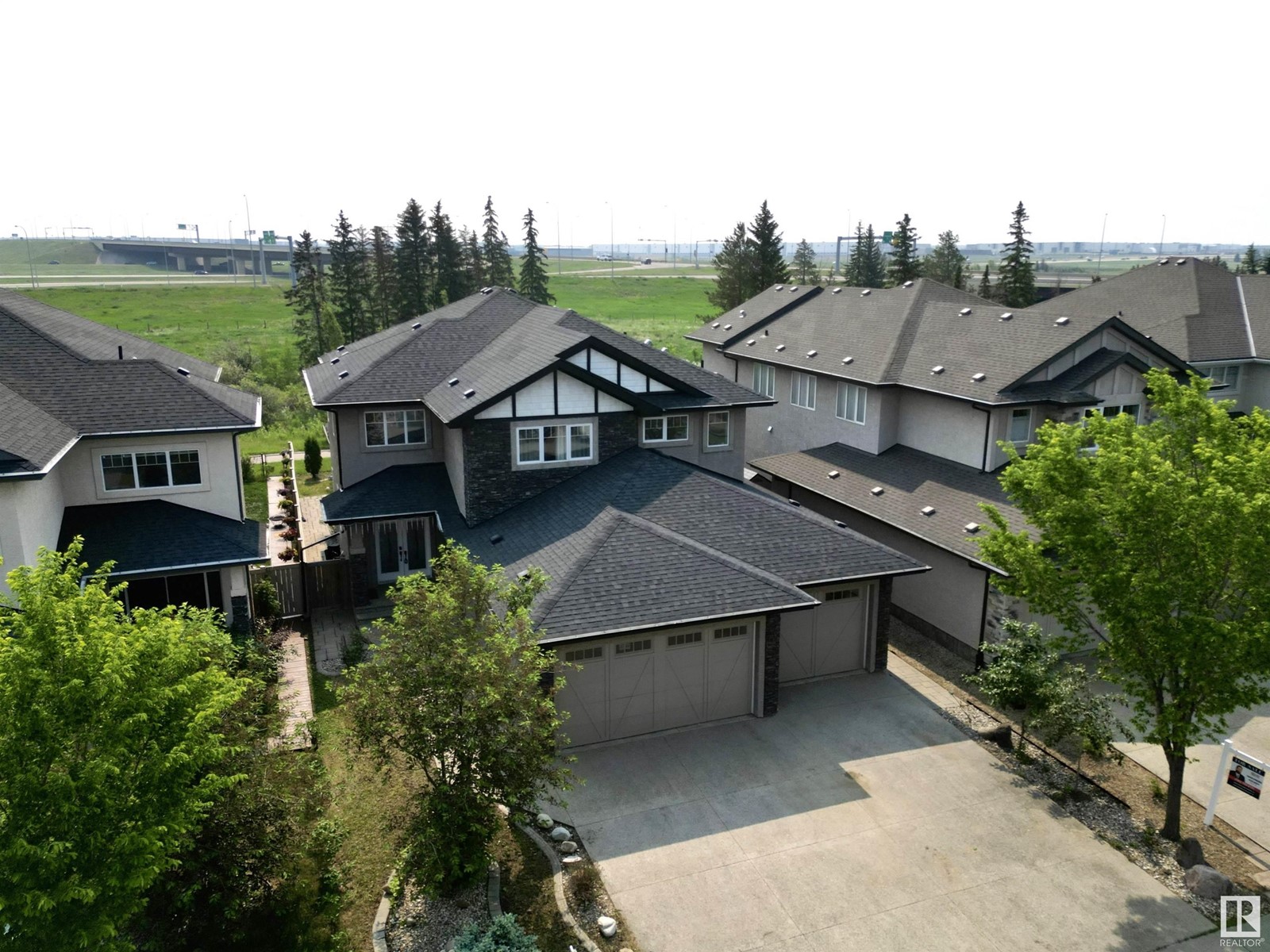 1328 ADAMSON DR SW
