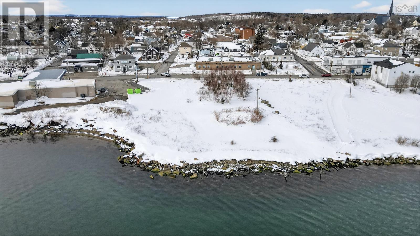 201 Commercial Street