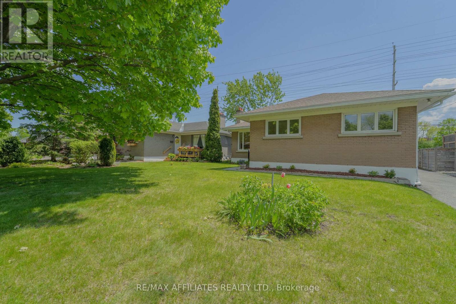 536 BROWNING AVENUE