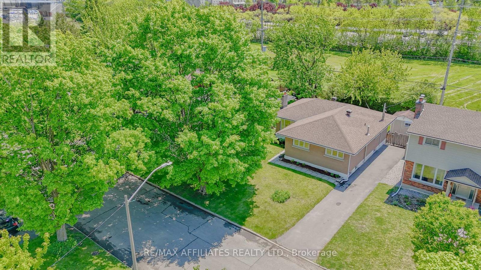 536 BROWNING AVENUE