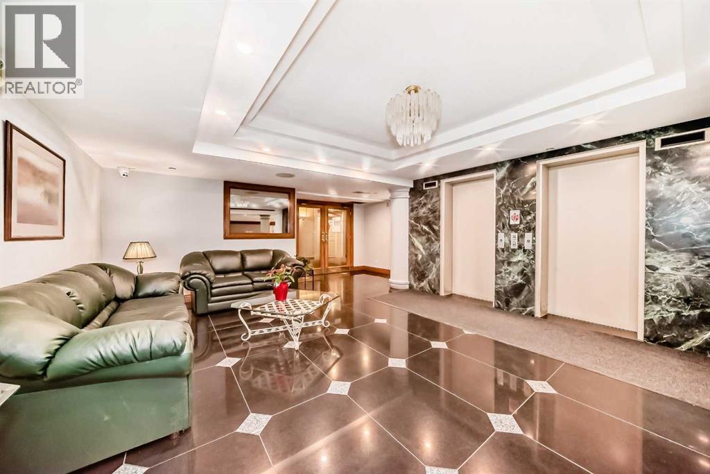 317, 200 Lincoln Way SW