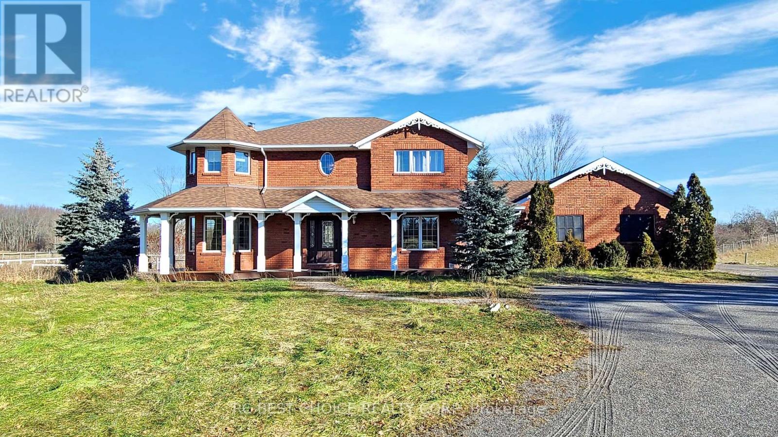 Photo 1 of 17 — 571 HICKORY BEACH ROAD, Kawartha Lakes (Verulam), ON K0M1N0