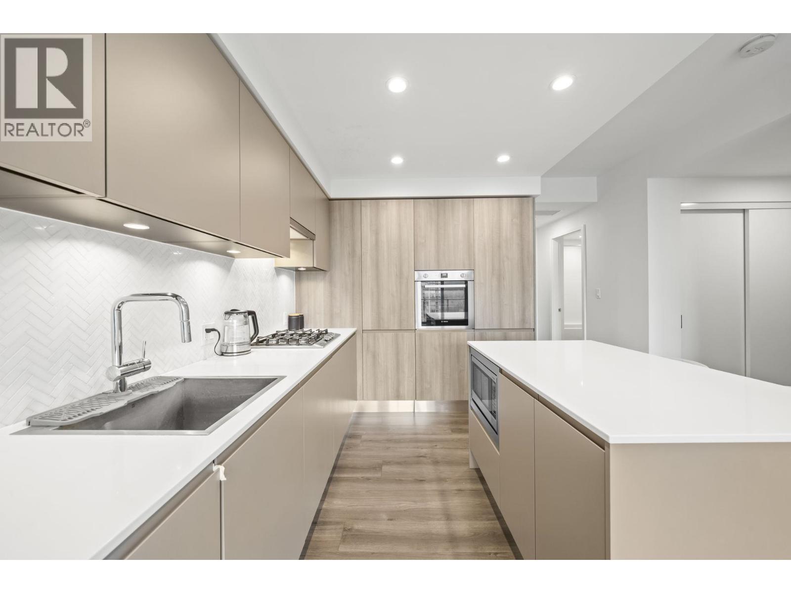 2711 3809 EVERGREEN PLACE