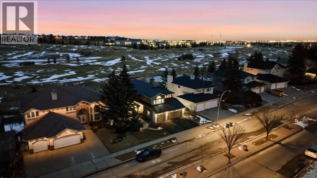 40 Country Hills Close NW