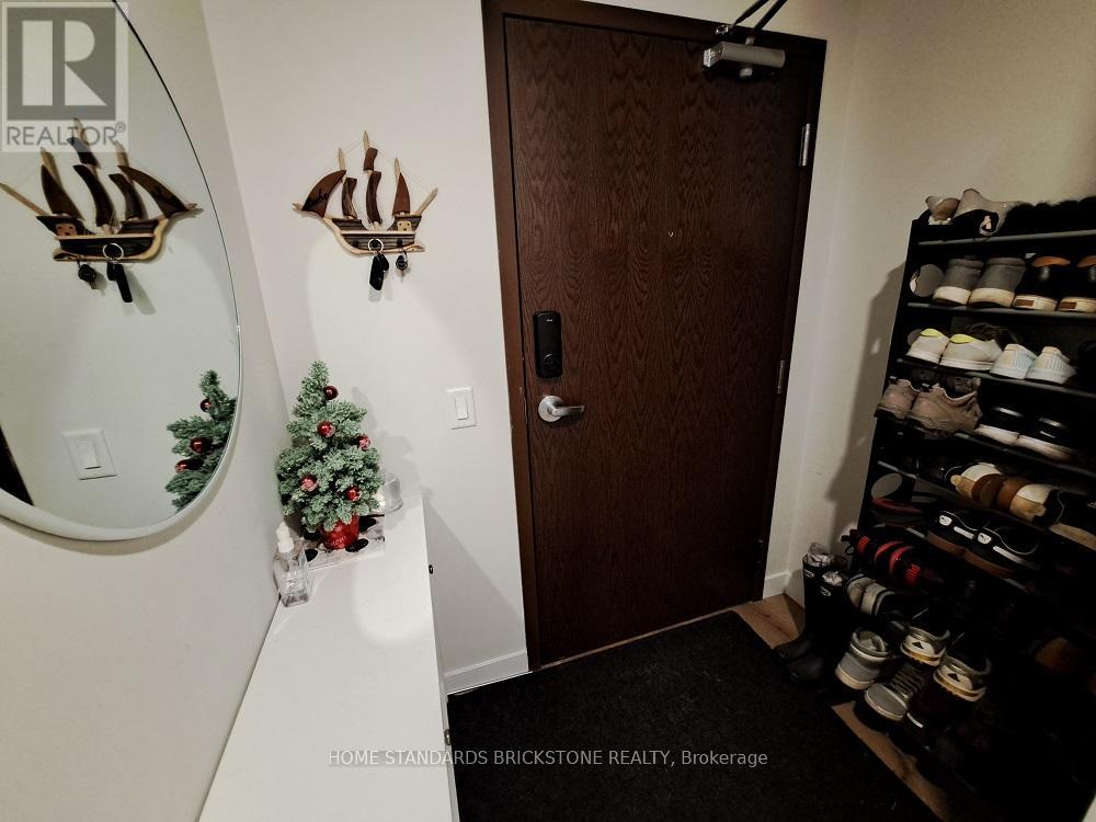 405 - 60 FREDERICK STREET