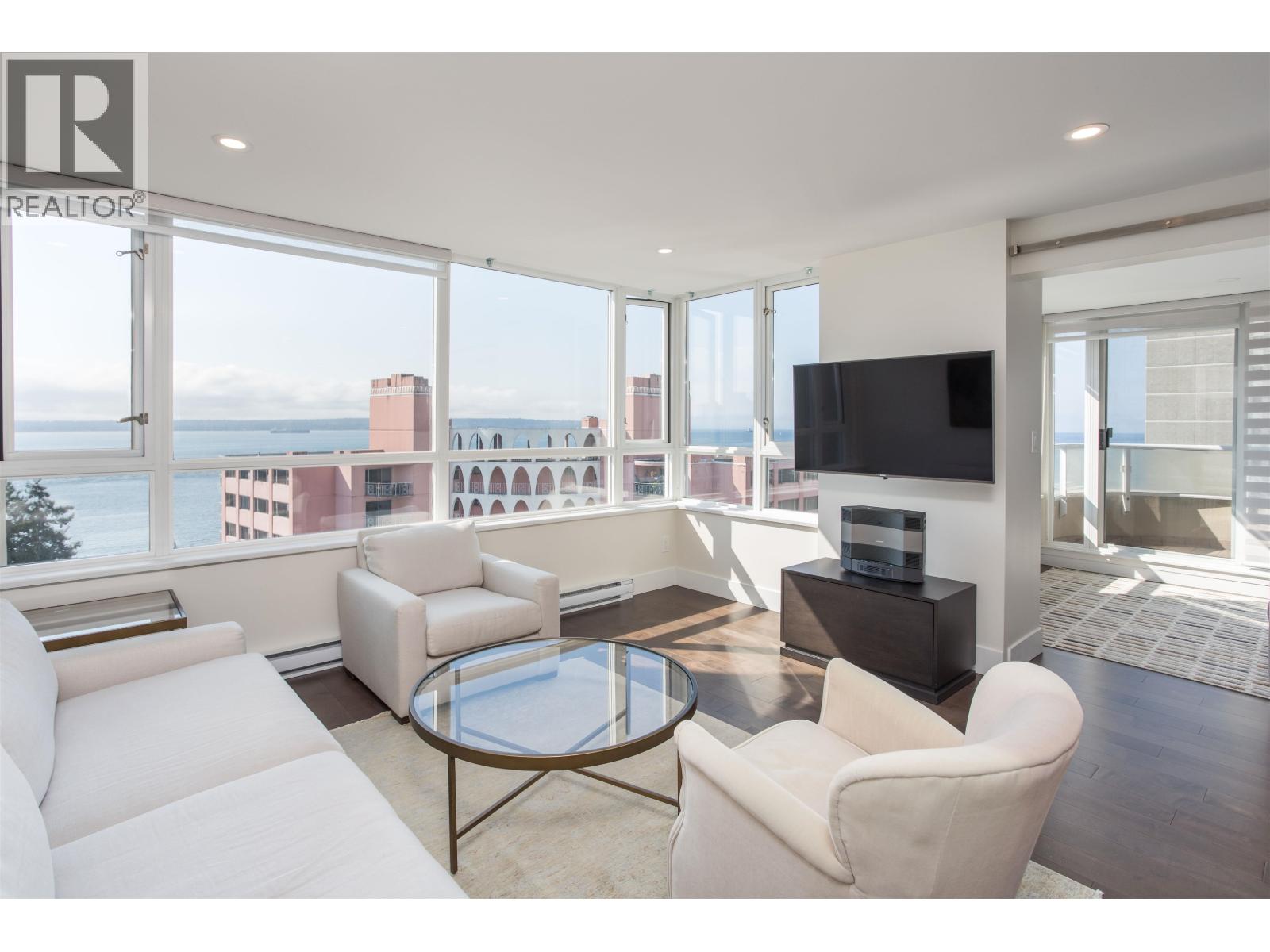 1302 2203 BELLEVUE AVENUE