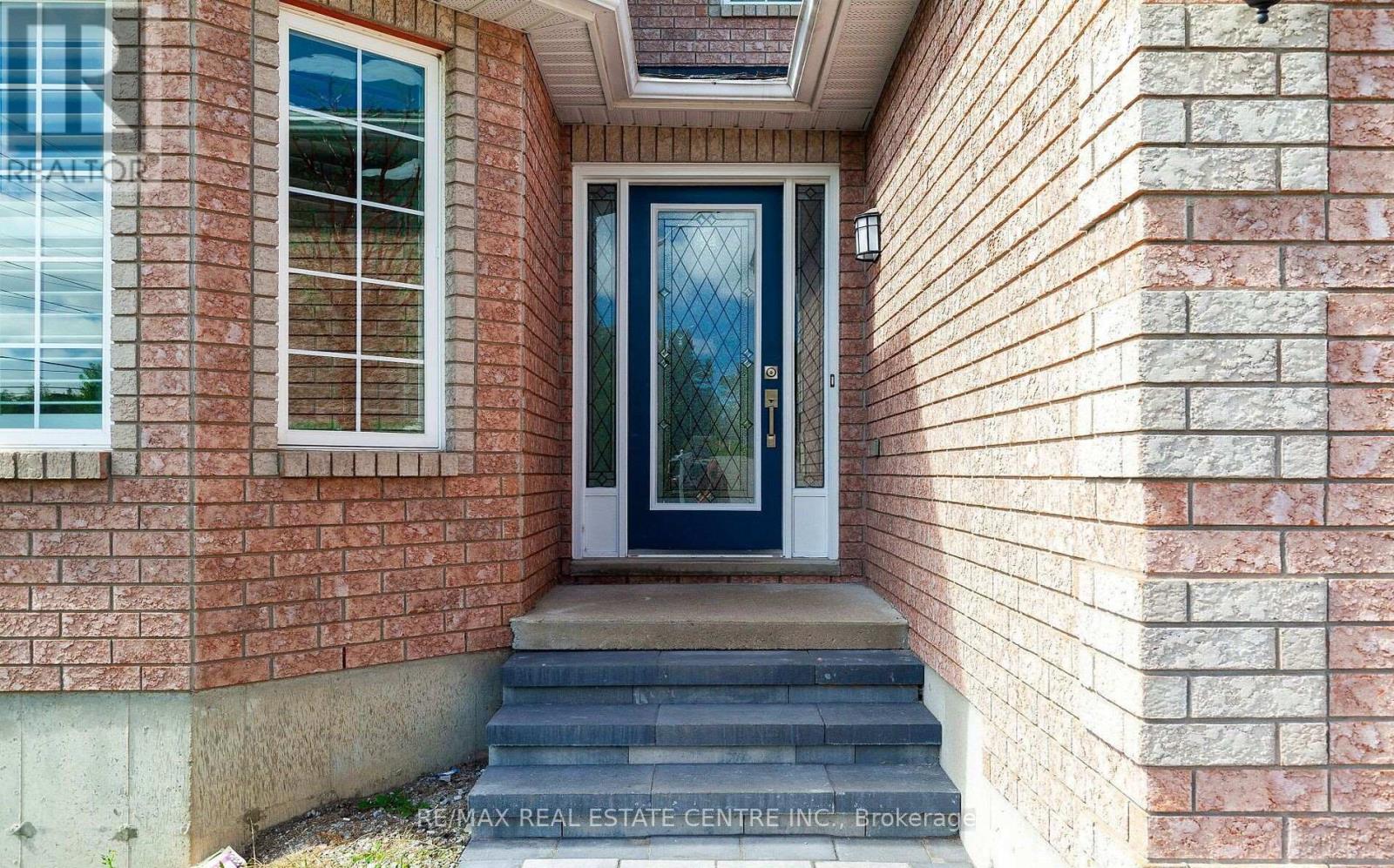 11 PRISCILLA'S PLACE