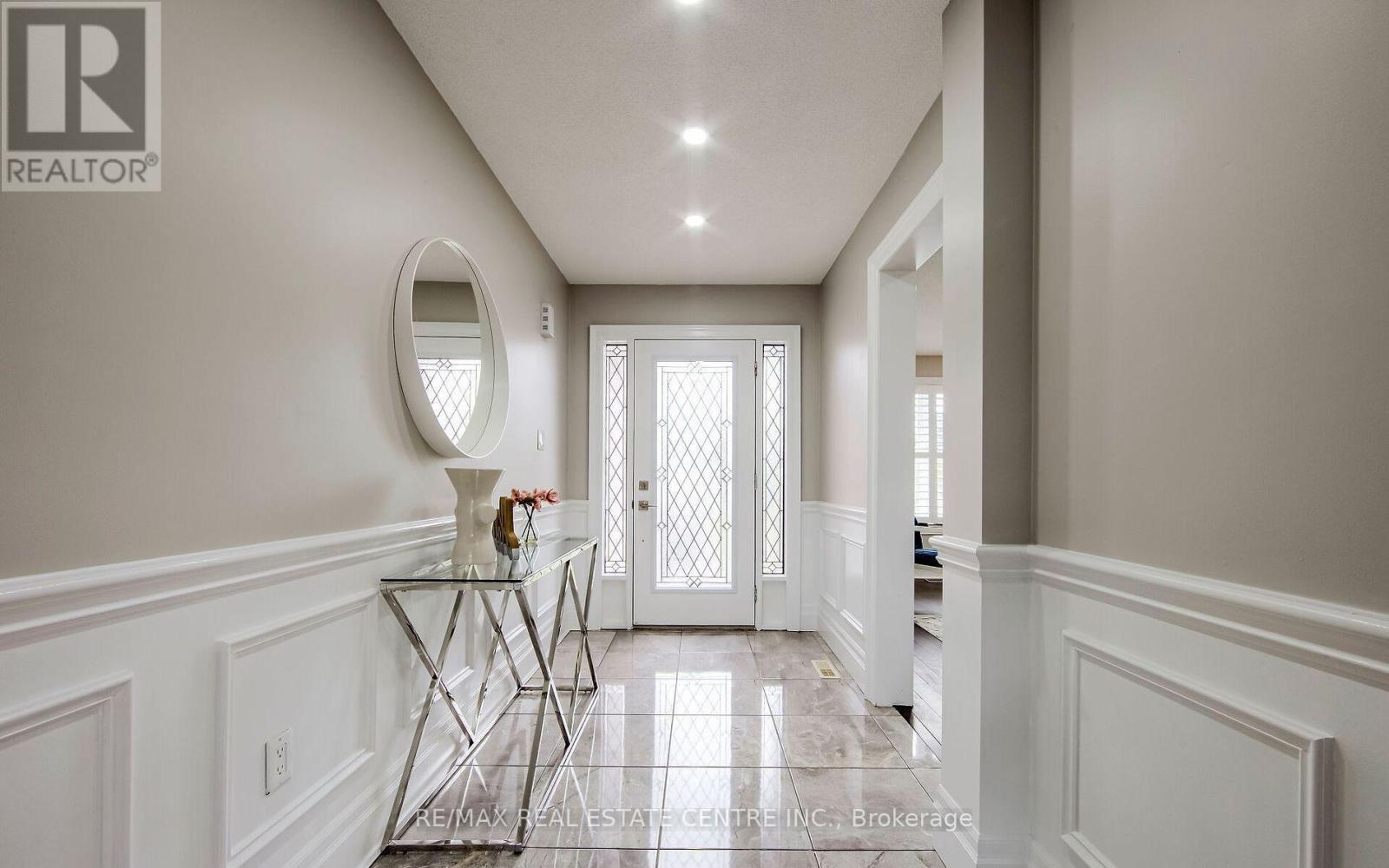 11 PRISCILLA'S PLACE