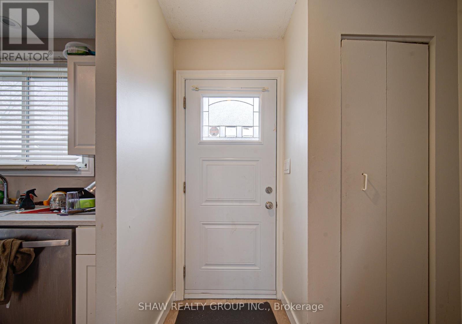 17 - 379 DARLING STREET