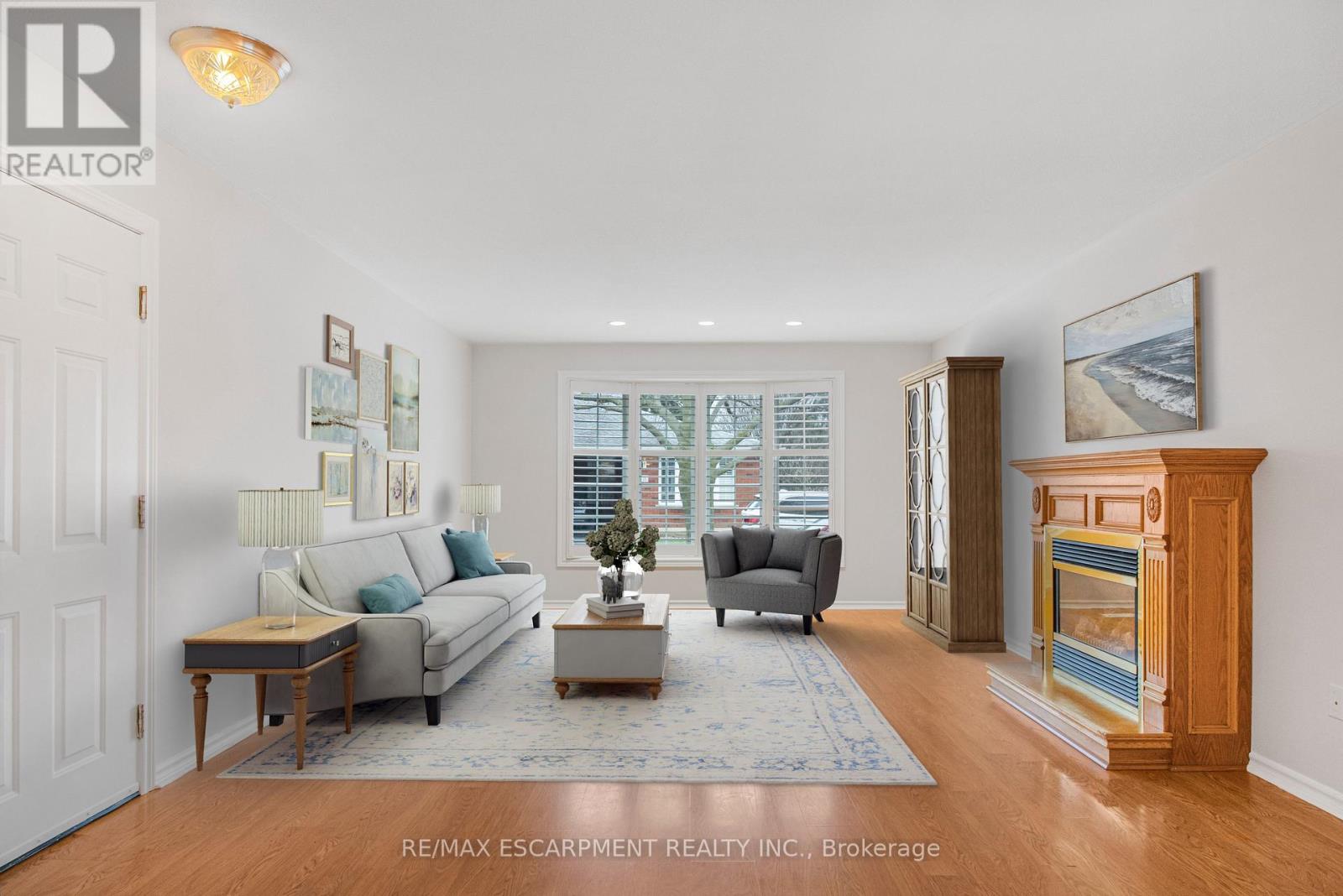 19 - 229 LYNDEN ROAD