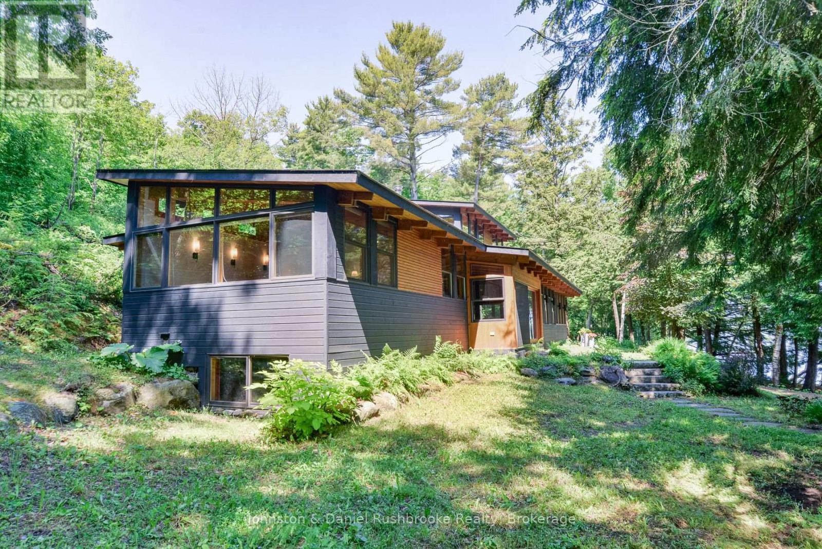 10 BALA PARK ISLAND
