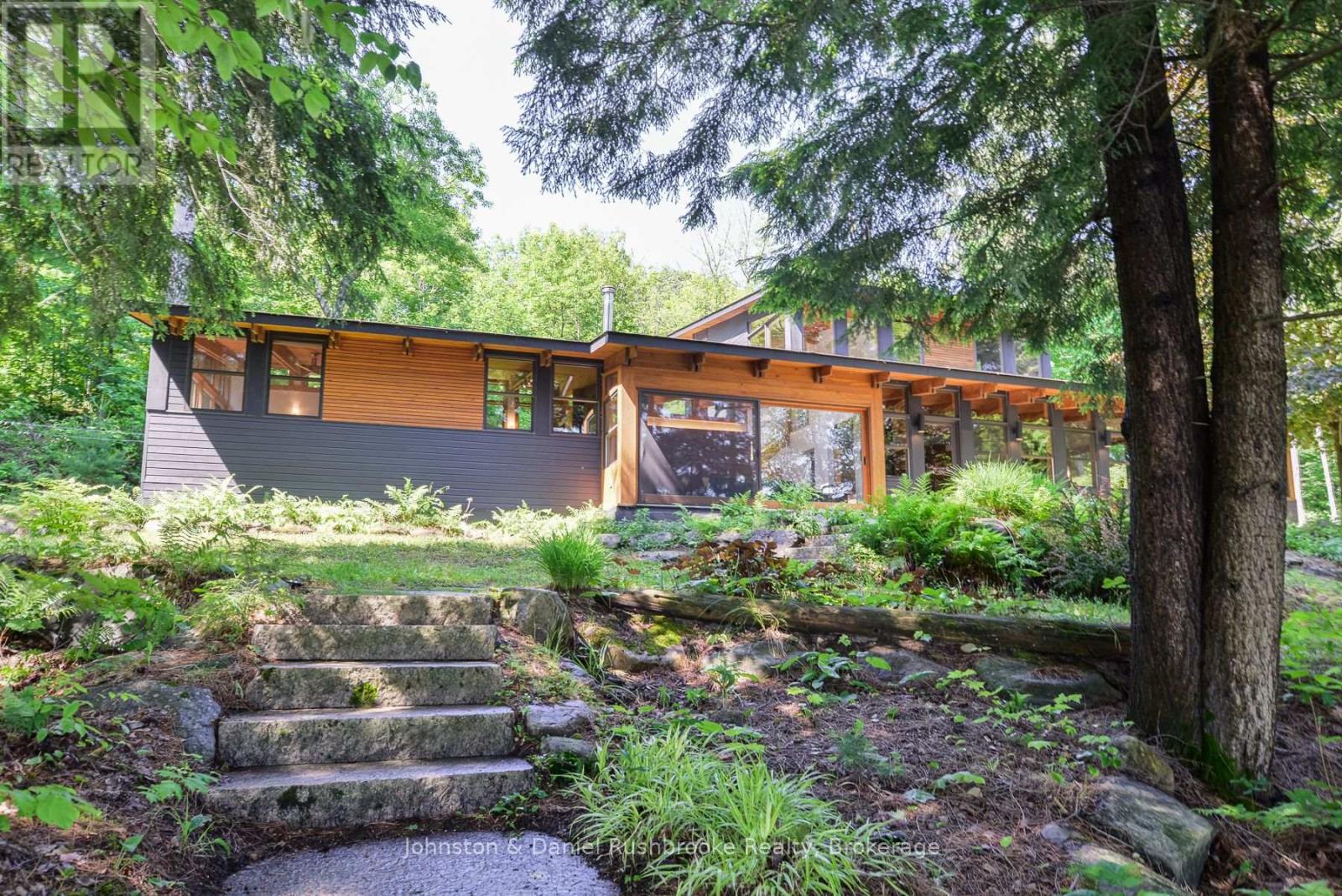 10 BALA PARK ISLAND