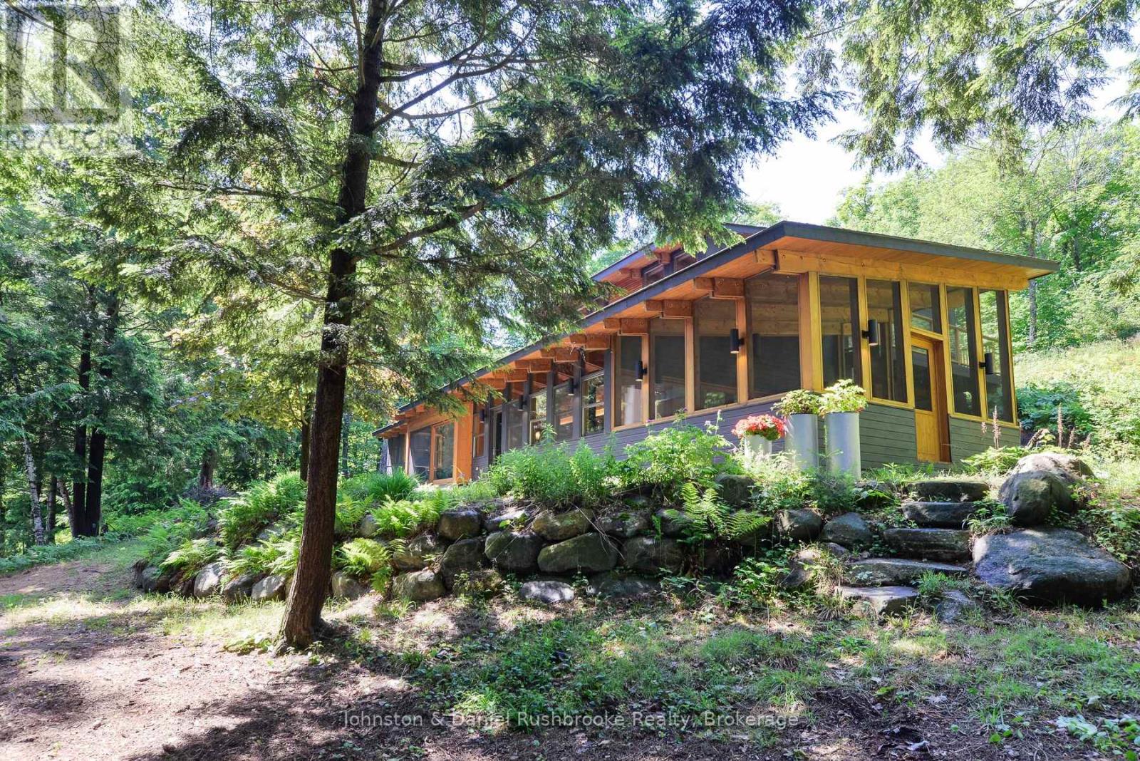 10 BALA PARK ISLAND