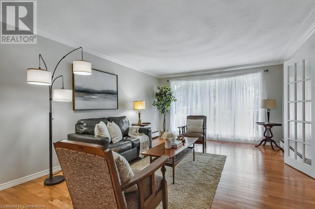 68 RIDGEVIEW Crescent