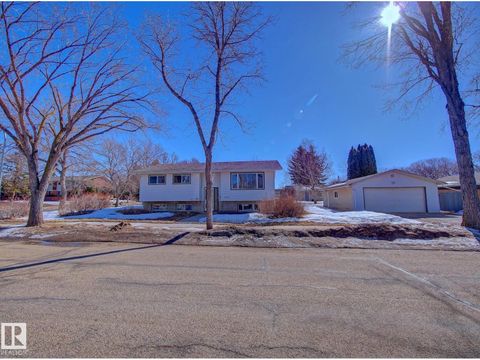 9621 89A ST Fort Saskatchewan AB T8L1J5