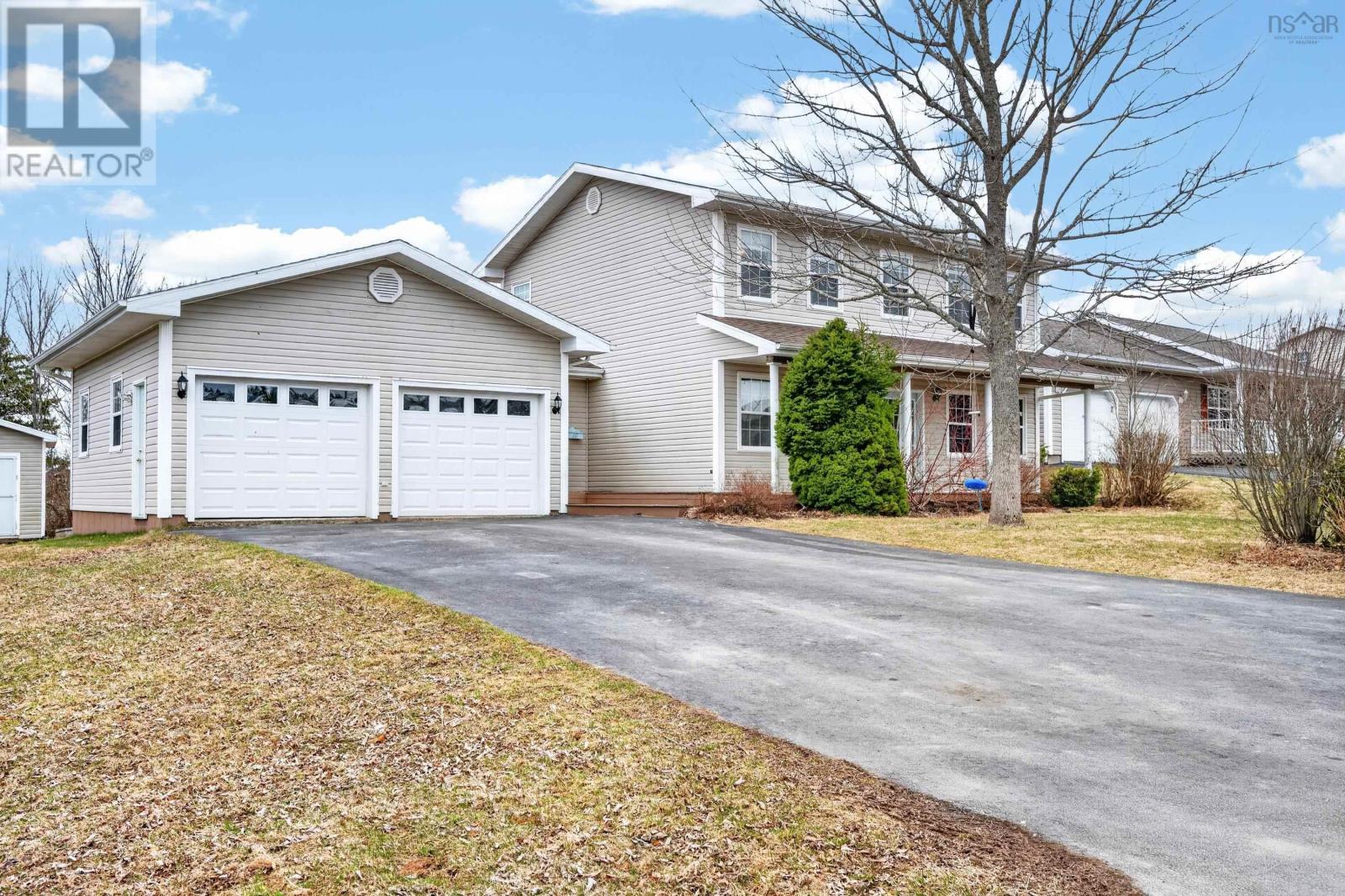10 Amberwood Crescent Crescent