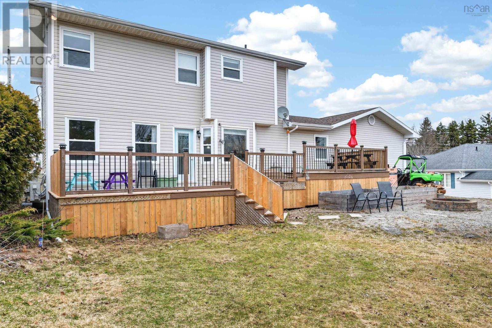 10 Amberwood Crescent Crescent