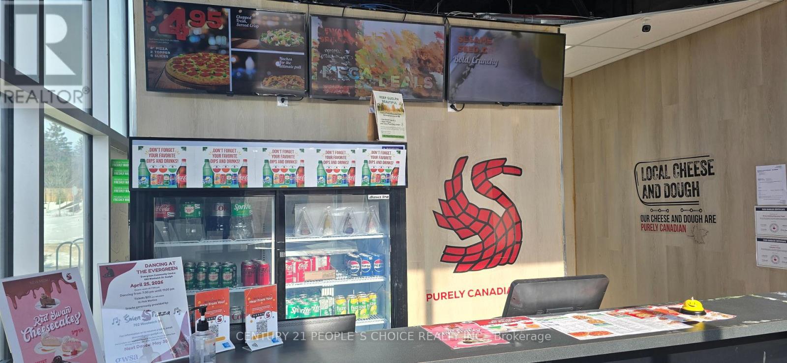 C4 - 702 WOOLWICH STREET