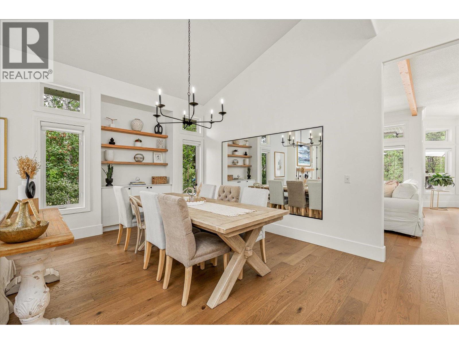 4190 Gallaghers Forest S