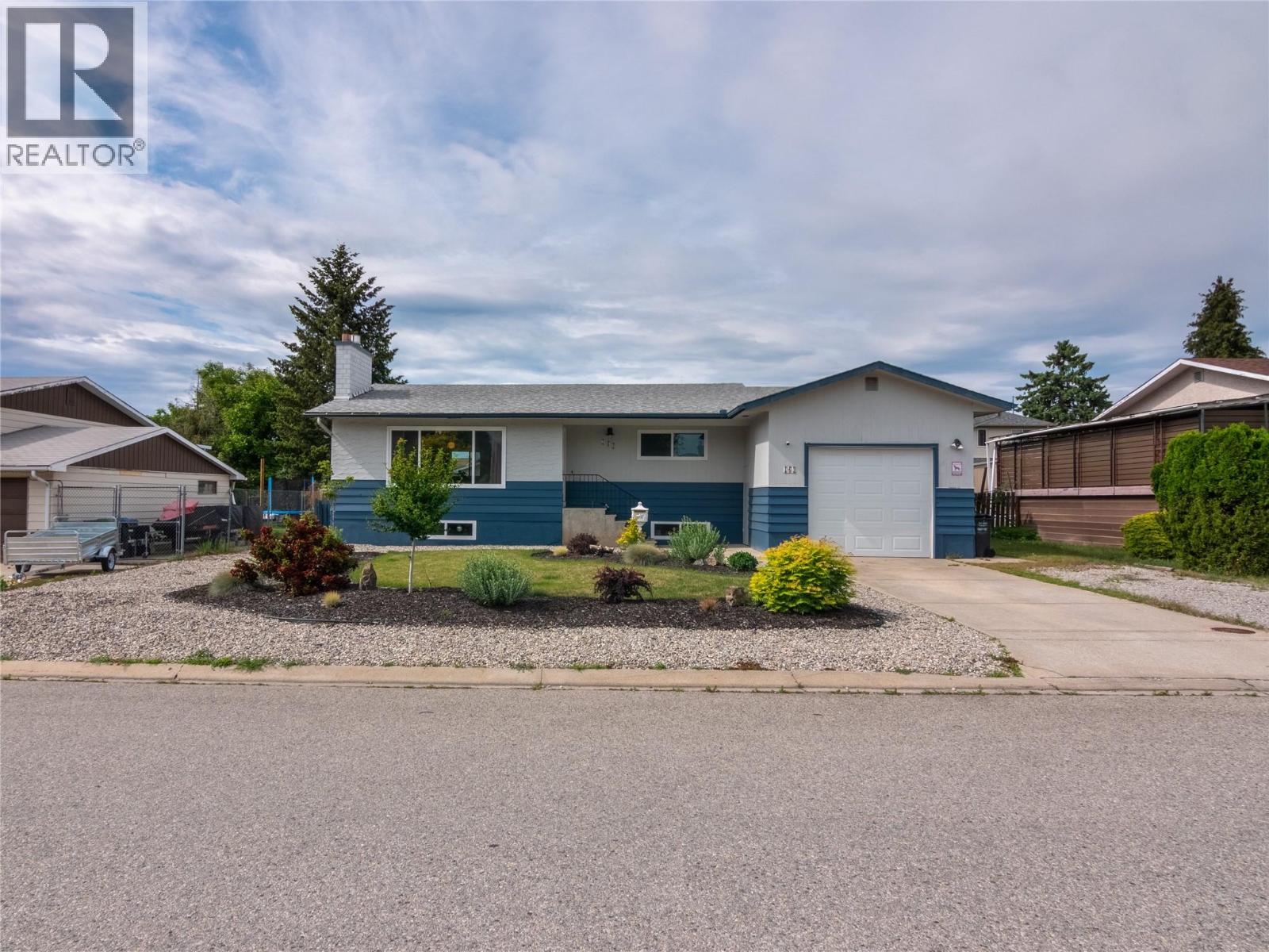 165 McCulloch Drive