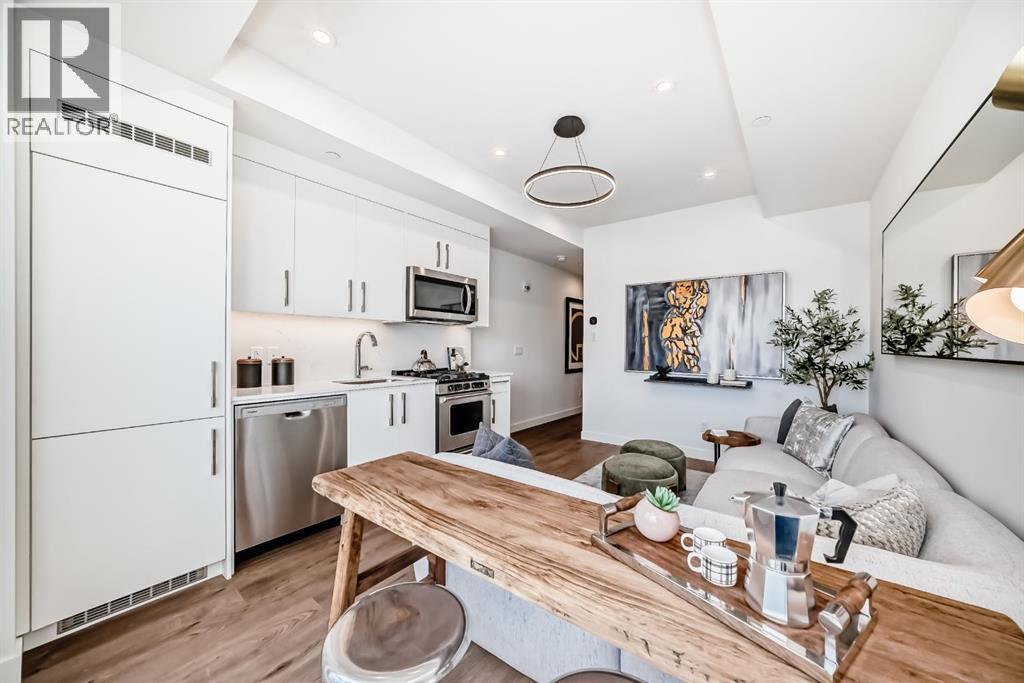 236, 110 18A Street NW