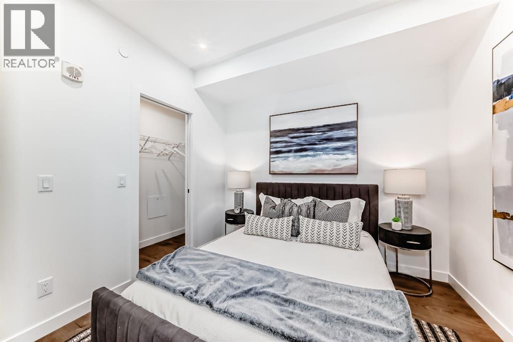 236, 110 18A Street NW