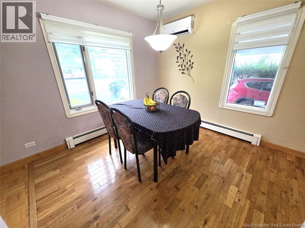 542 Saint-Francois Street