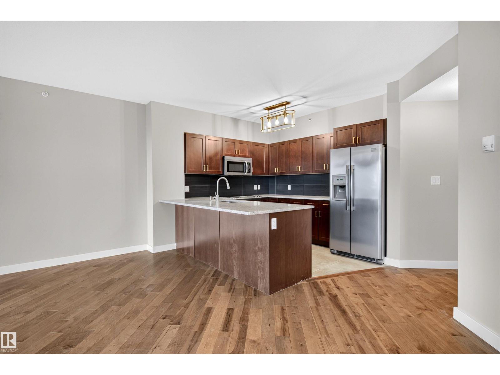#2902 10152 104 ST NW