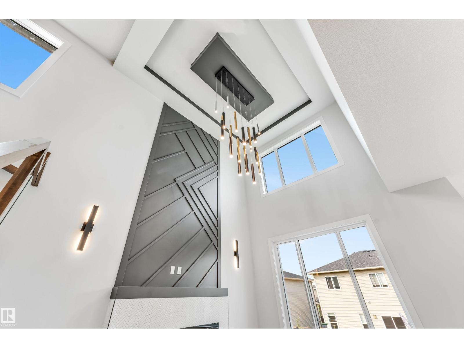 11 HILLWOOD TC