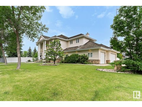 285 ESTATE DR Sherwood Park AB T8B1L8