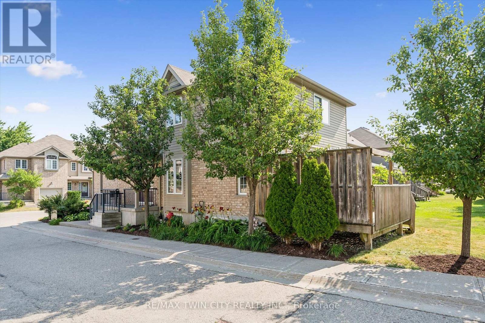 36 - 555 CHABLIS DRIVE