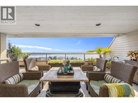 33 2250 FOLKESTONE WAY West Vancouver BC V7S2X7