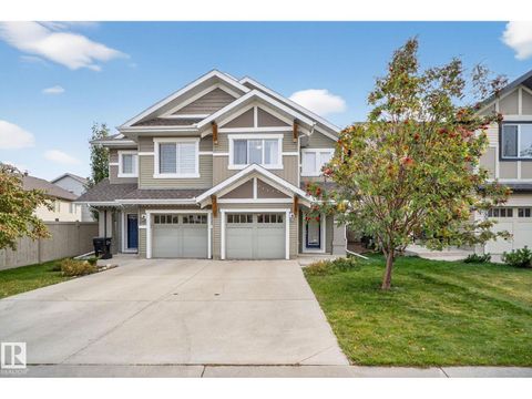 1717 Chapman Way SW Edmonton AB T6W0Y6