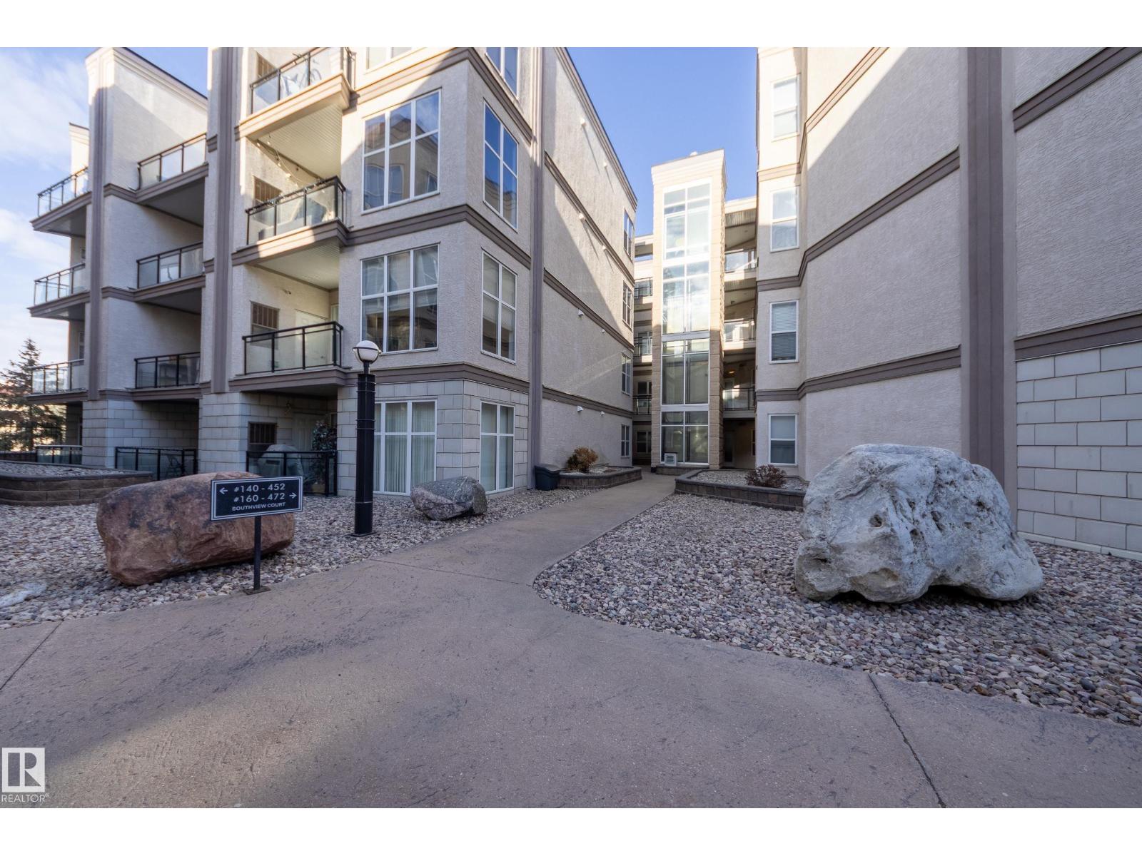 #162 4823 104A ST NW