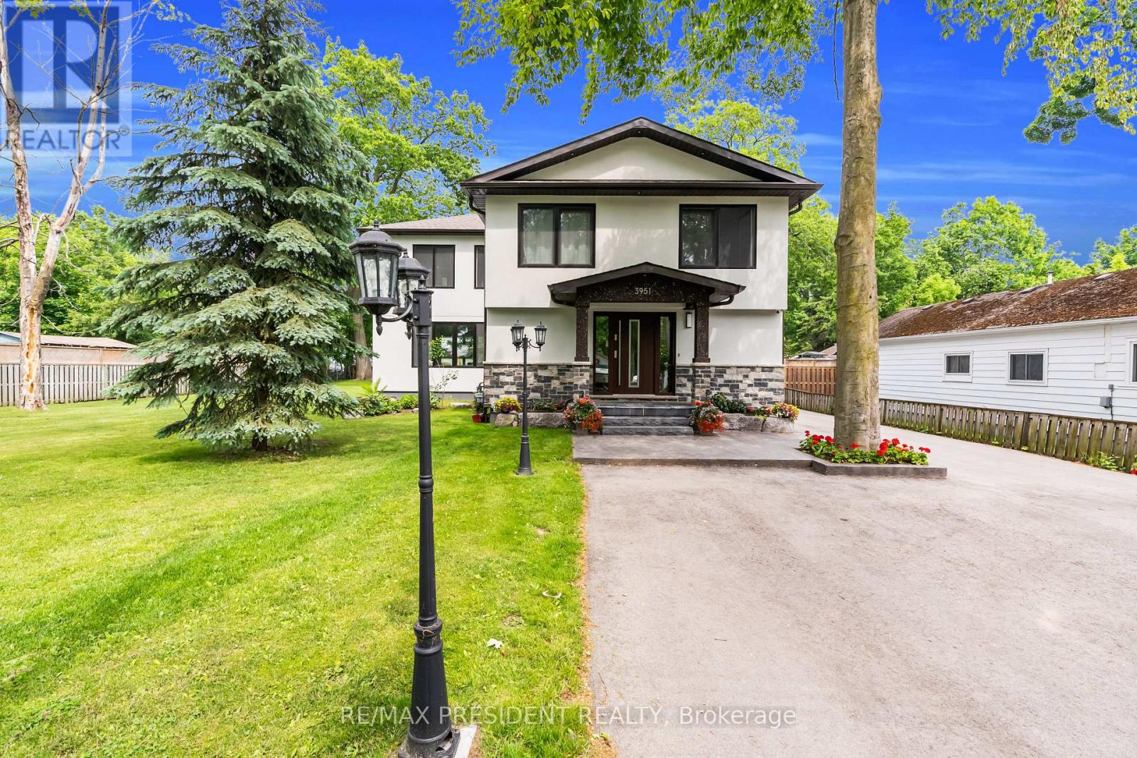 3951 ALBERTA AVENUE