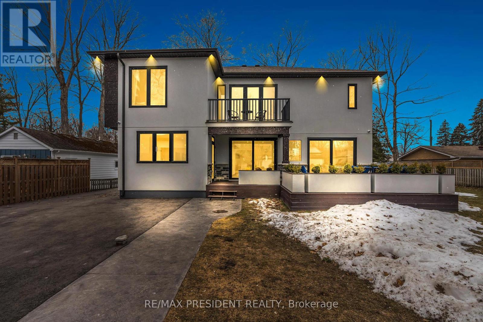 3951 ALBERTA AVENUE