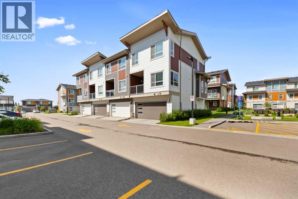 209 Harvest Hills Common NE