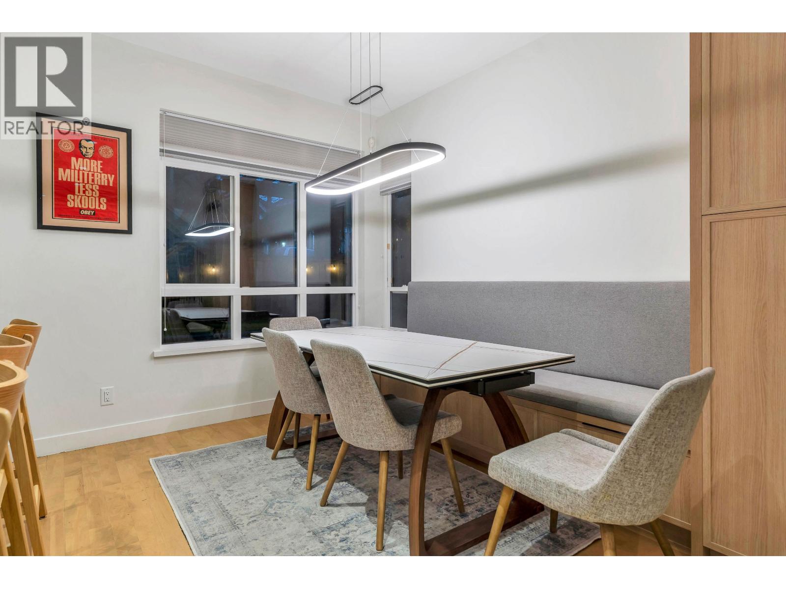 24 15 FOREST PARK WAY