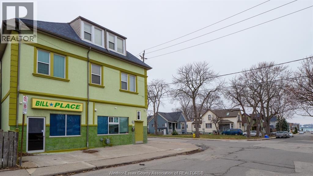 401 PARENT AVENUE