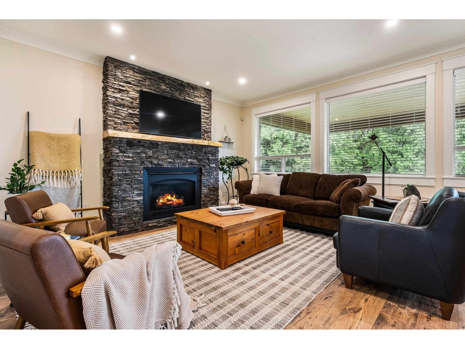 6 46379 UPLANDS ROAD|Promontory