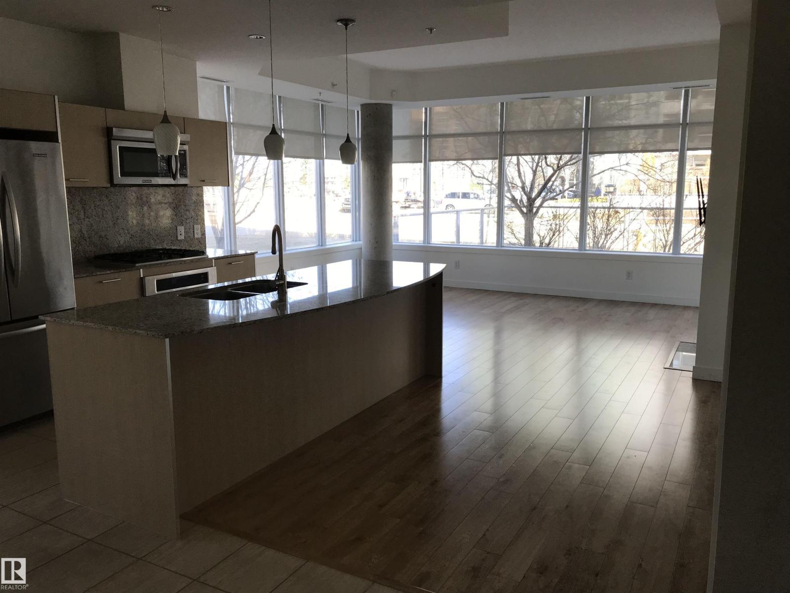 #113 2510 109 ST NW